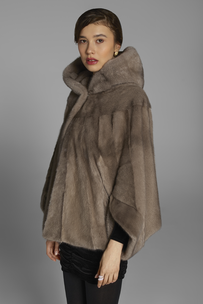 Haina de blana naturala de vizon (nurca), cu gluga, 019K, Blue Iris, Aria, Carolina Design Haina de blana naturala de vizon (nurca), cu gluga, 019K, Blue Iris, Aria, Carolina Design