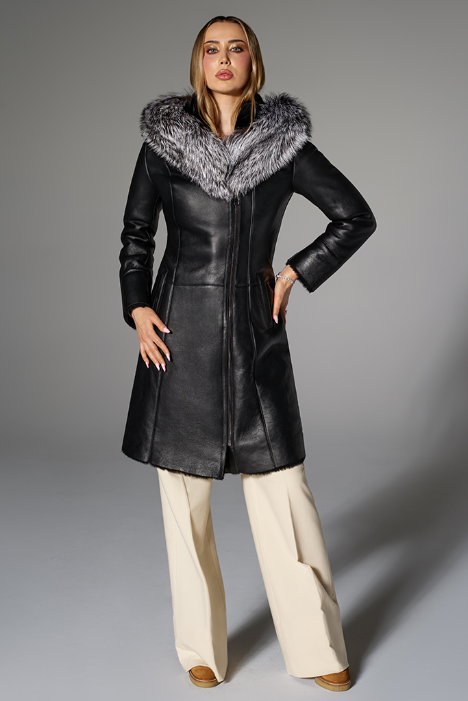 Palton din miel merinos spaniol cu blana naturala de vulpe argintie, Negru, Carolina Design