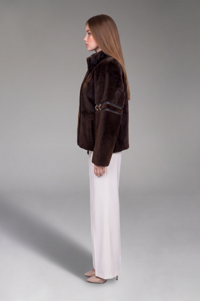 Haină din blană naturală de miel Merinos, Elysia, 2712, Light Brown, Carolina Design Haină din blană naturală de miel Merinos, Elysia, 2712, Light Brown, Carolina Design