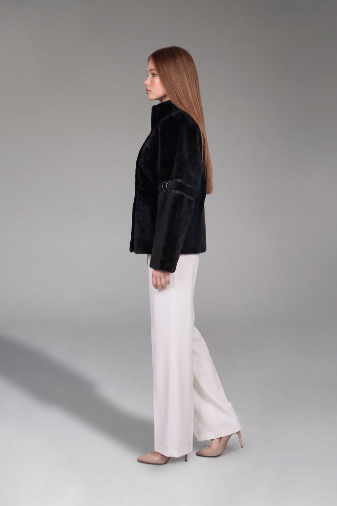 Haină din blană naturală de miel Merinos, Elysia, 2712, Black, Carolina Design Haină din blană naturală de miel Merinos, Elysia, 2712, Black, Carolina Design