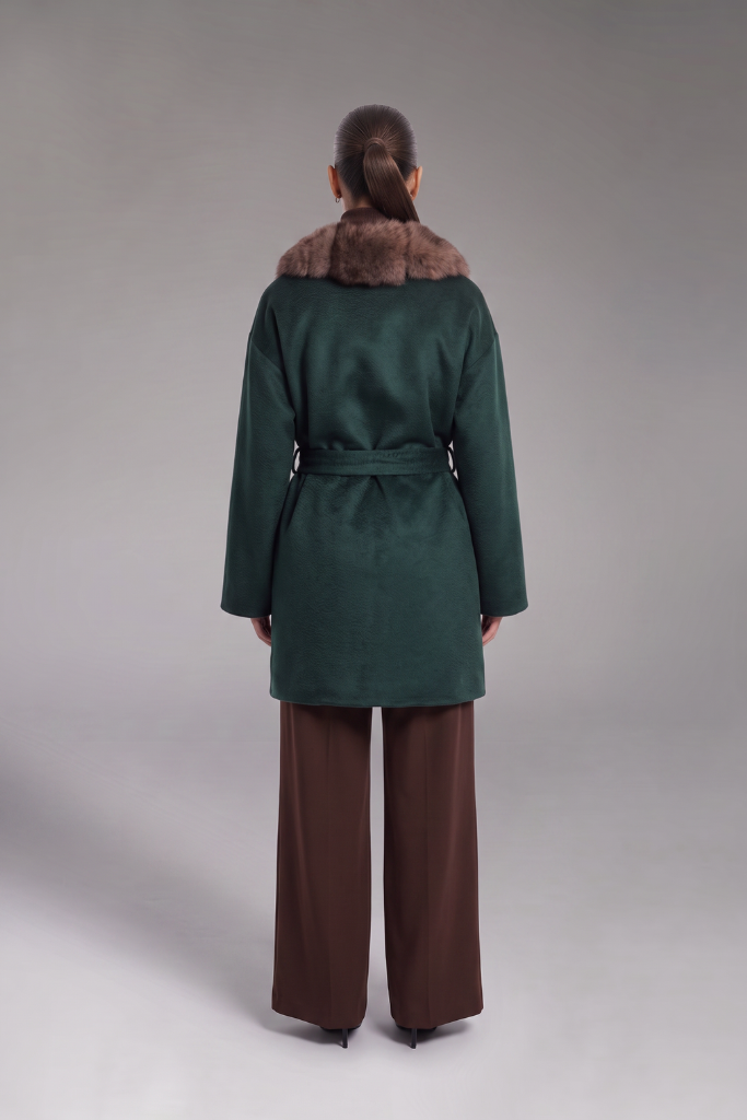 Palton Alpaka Zibellino cu blana naturala de vulpe samur in lungime, Verde Smarald, Annelise, Carolina Design Palton Alpaka Zibellino cu blana naturala de vulpe samur in lungime, Verde Smarald, Annelise, Carolina Design