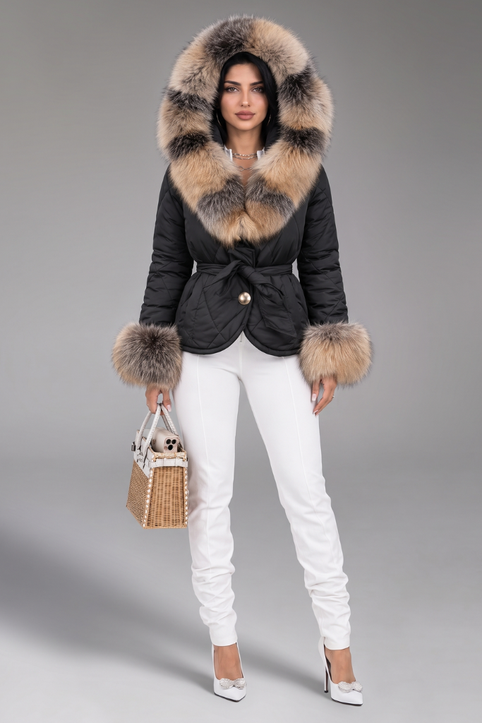 Geacă Parka Scurtă Impermeabilă cu blană naturală de vulpe canadiană, Thalia, DO 60, Negru, Carolina Design Geacă Parka Scurtă Impermeabilă cu blană naturală de vulpe canadiană, Thalia, DO 60, Negru, Carolina Design