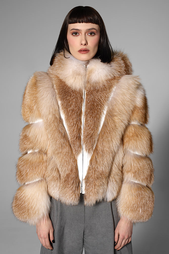 Haina din blana de Vulpe Amber, cu gluga, model Transformers 2 in 1 "V", Carolina Design
