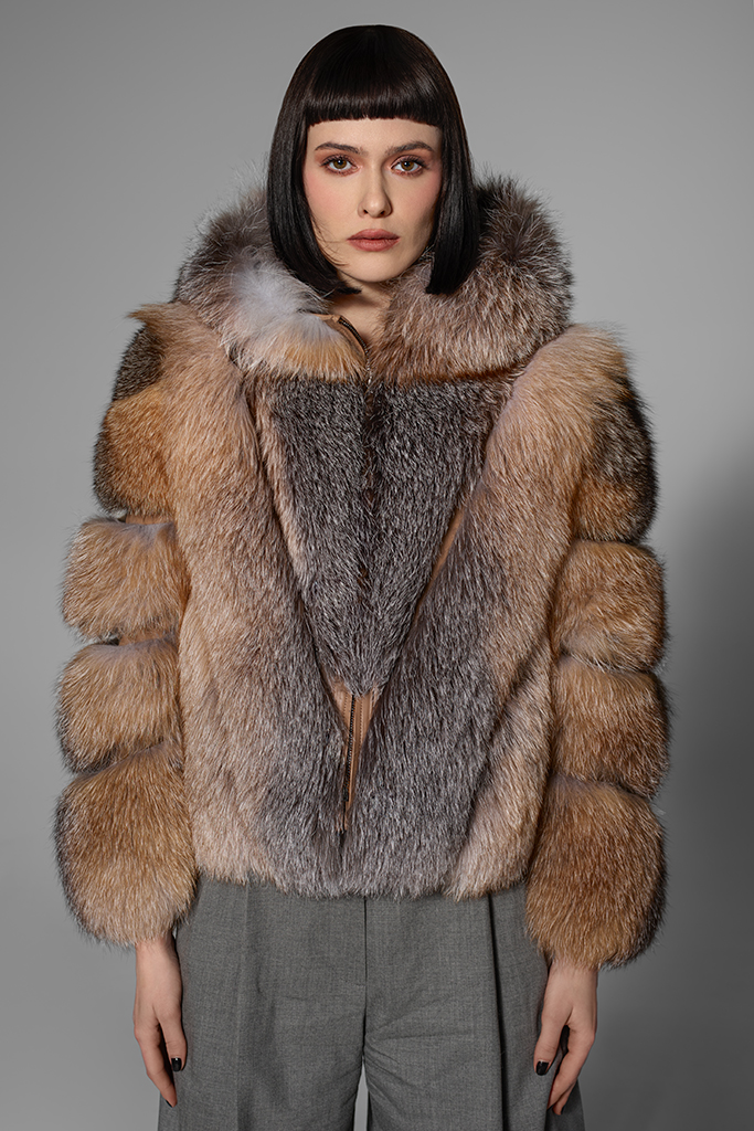 Haina din blana de Vulpe Canadiana, cu gluga, model Transformers 2 in 1 "V", Carolina Design