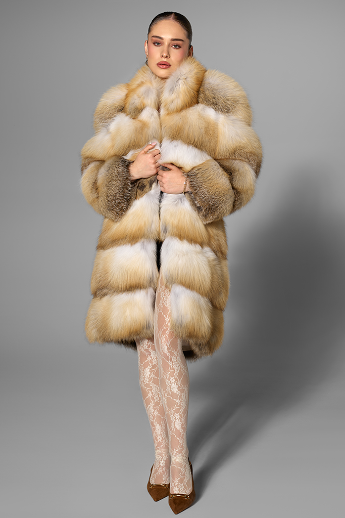 Haina din blana naturala de Vulpe Golden Island, Carolina Design